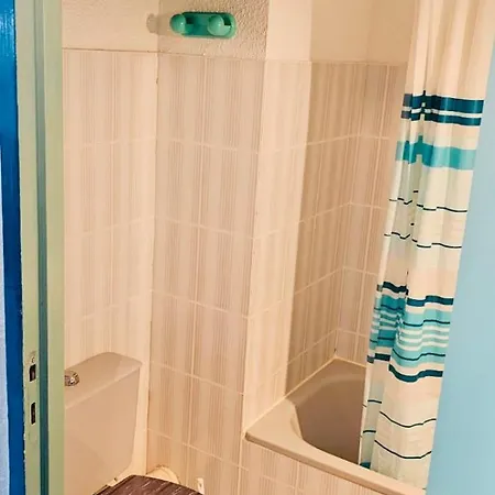 아파트 Vue Piscine Parking Prive